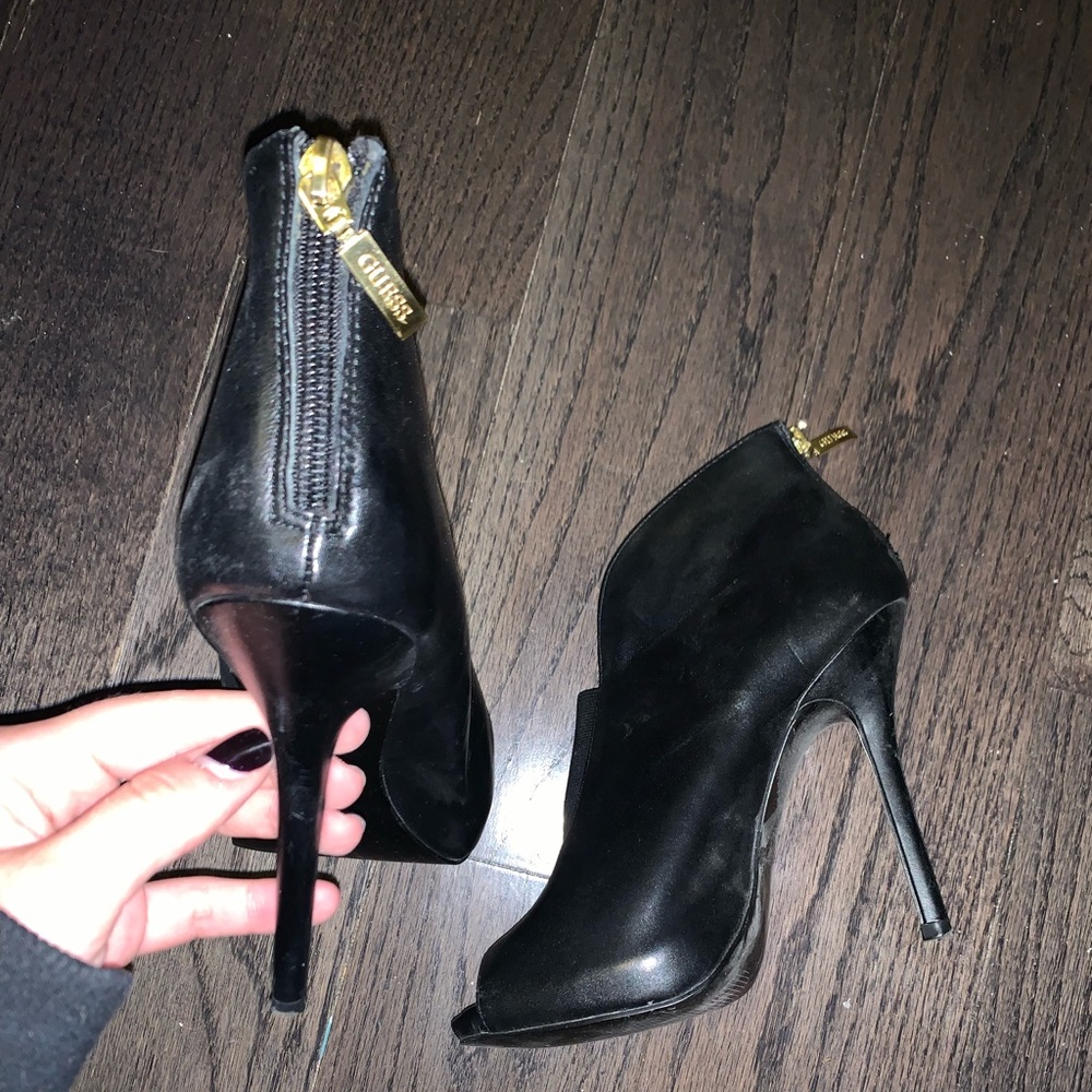 Guess heels